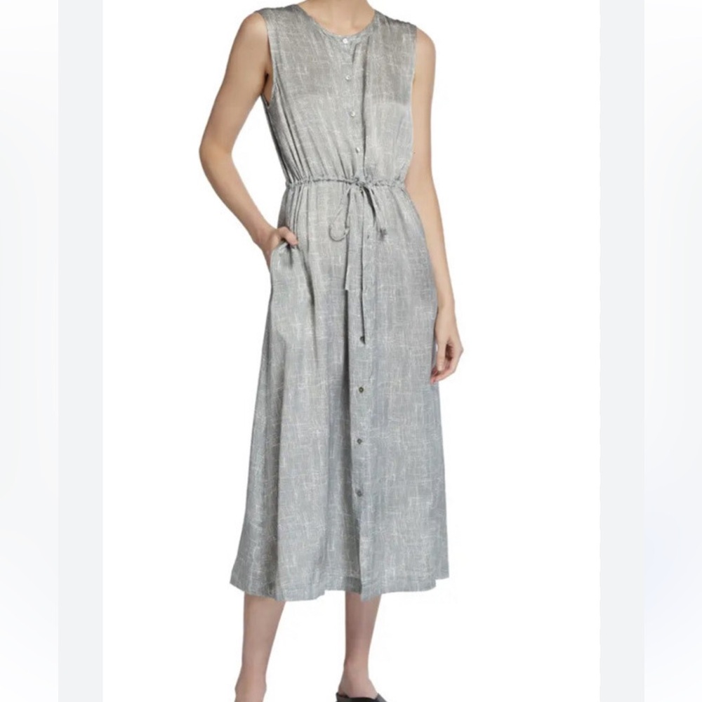 Eileen Fisher Sleeveless Midi Dress in Light Gray